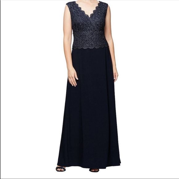 Alex Evenings Dresses & Skirts - Alex Evenings Navy Sleeveless Gown Sz14P